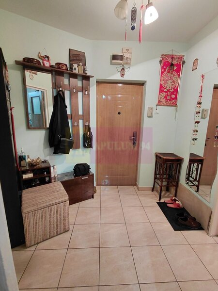 Titan Metrou M1 si parc IOR, cu 3 lifturi