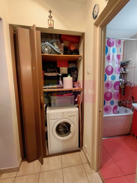 Titan Metrou M1 si parc IOR, cu 3 lifturi